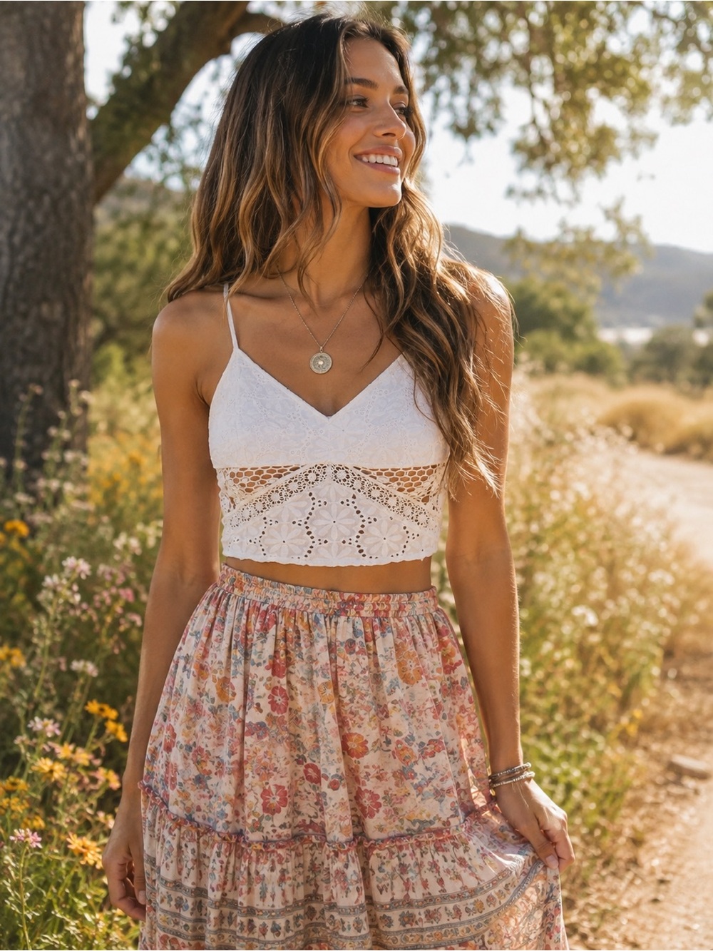 LINE & DOT Cotton Boho White Floral Crop Camisole Size Small
